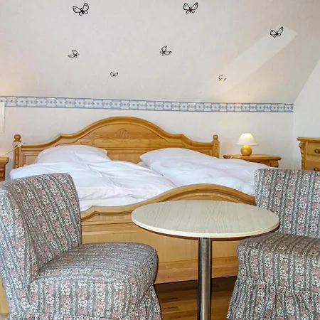 Lovely In Oberaula-hausen With Wifi